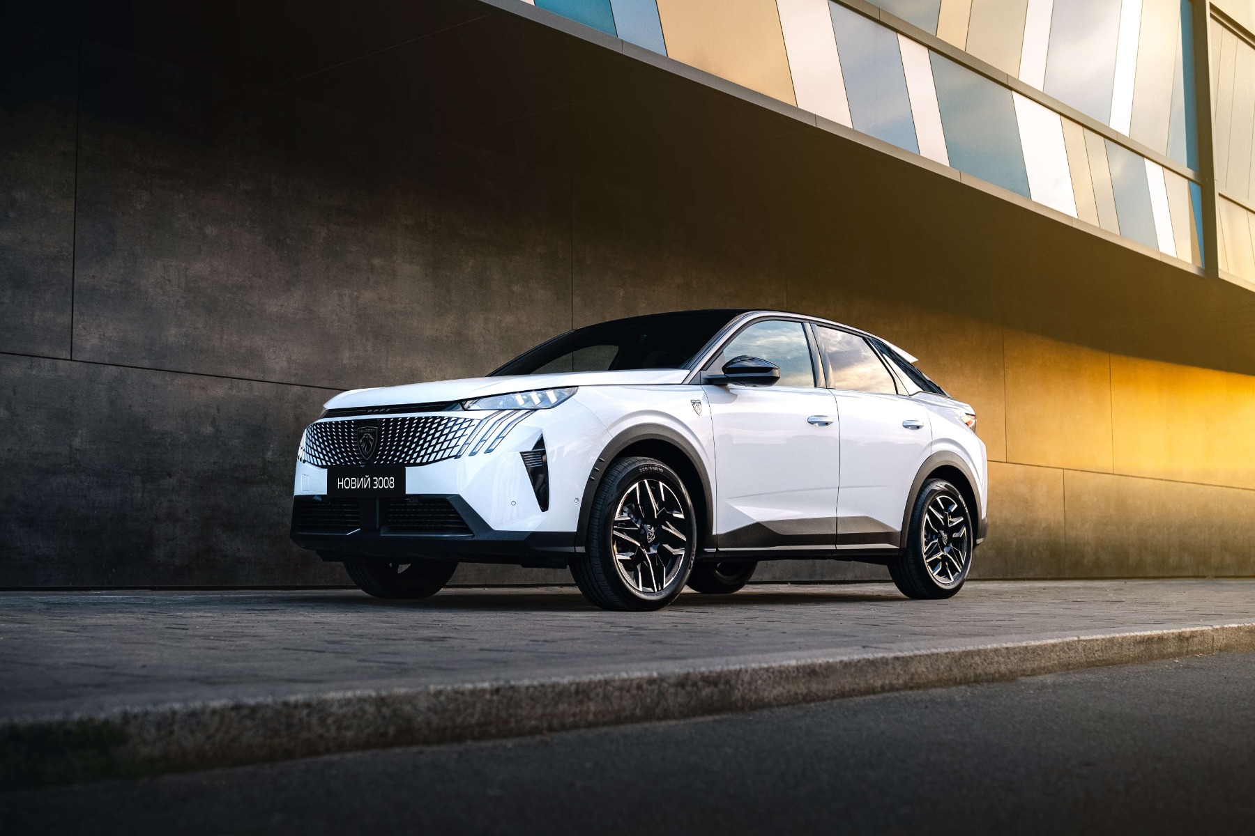 Peugeot 3008, вигляд спереду з лівого боку